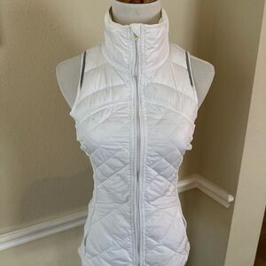 Lululemon Goose Down White Vest Size 4